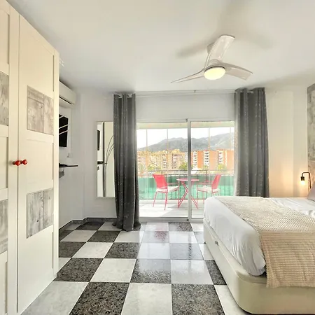 Lafrenchtouch - Coqueto Estudio Terraza Con Vistas Torremolinos